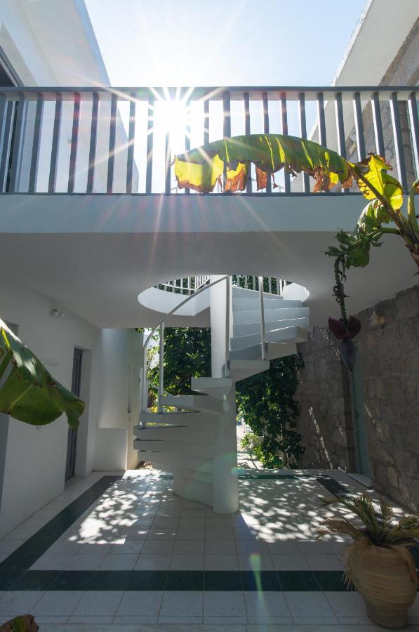 Aparthotel Melagrana Adamantas  Exterior foto